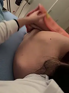 Snapshot of jessieandjames29 chatting on 01.30.25 jessieandjames29 online show from 01.30.25