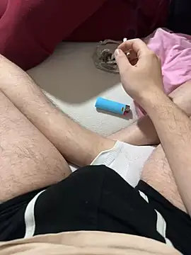 Snapshot of jessieandjames29 chatting on 02.15.25 jessieandjames29 online show from 02.15.25