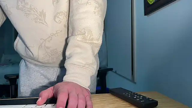 Snapshot of Dylansd chatting on 12.31.24 Dylansd online show from 12.31.24