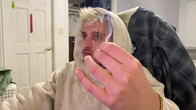 Snapshot of Dylansd chatting on 01.07.25 Dylansd online show from 01.07.25