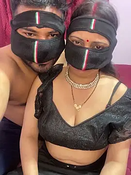 Snapshot of mickey_love chatting on 03.16.25 mickey love online show from 03.16.25