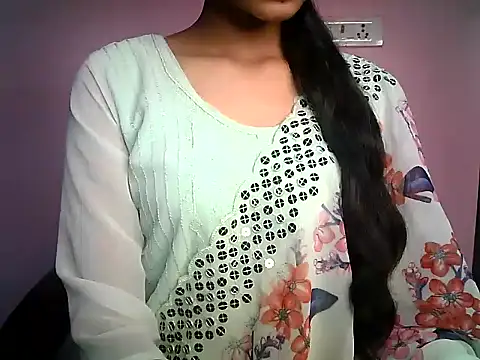 Snapshot of Chandani-Love chatting on 02.01.25 Chandani-Love online show from 02.01.25