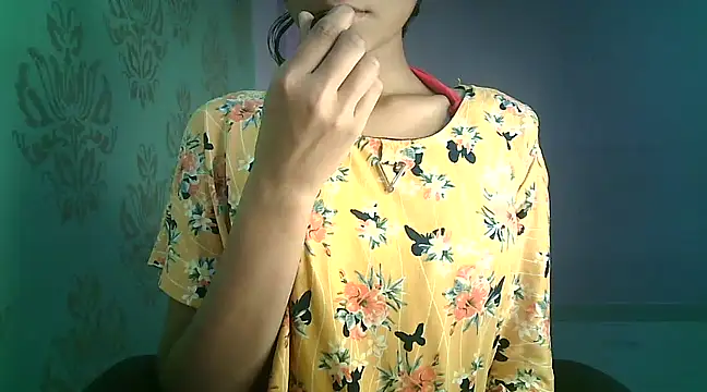 Snapshot of Chandani-Love chatting on 02.28.25 Chandani-Love online show from 02.28.25