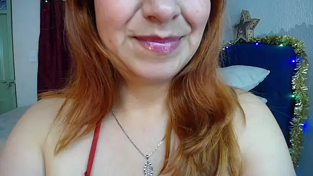 Snapshot of Delilah_Belmont chatting on 12.31.24 Delilah Belmont online show from 12.31.24