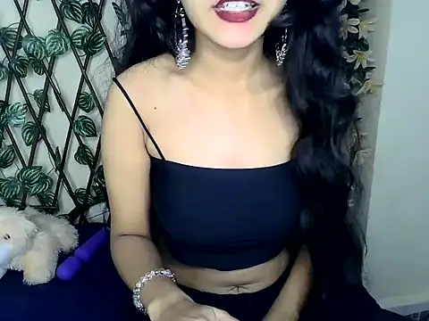 Snapshot of SUZY_FROMUS chatting on 01.18.25 SUZY FROMUS online show from 01.18.25