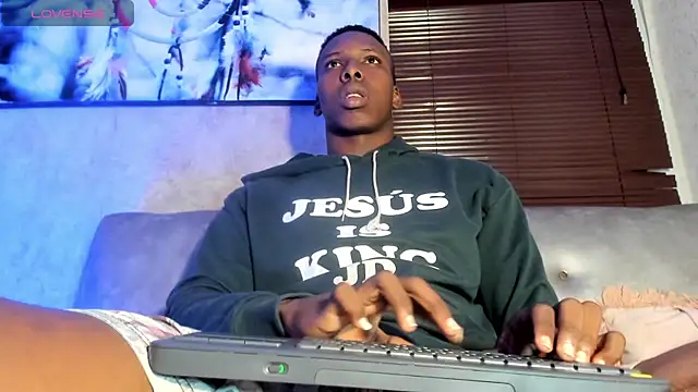 Snapshot of JD_THEBABY chatting on 02.28.25 JD THEBABY online show from 02.28.25