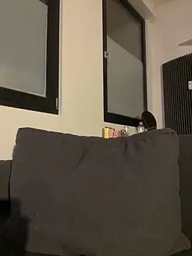 MaeVanilla online show from 12.22.24