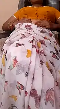 Snapshot of sneha_telugu_girl chatting on 03.20.25 sneha telugu girl online show from 03.20.25