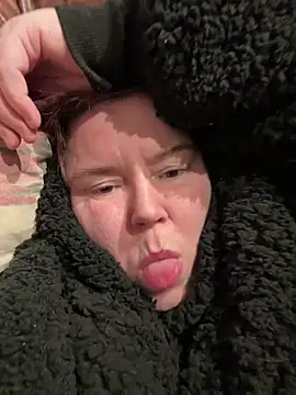 Snapshot of Viola_SassyX chatting on 03.01.25 Viola SassyX online show from 03.01.25