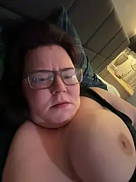 Snapshot of Viola_SassyX chatting on 03.16.25 Viola SassyX online show from 03.16.25