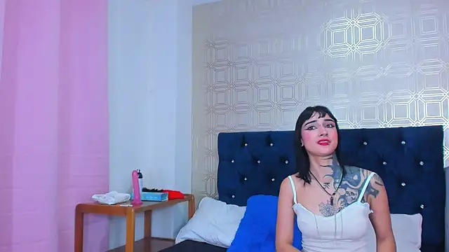 Snapshot of yulianademond66 chatting on 02.08.25 yulianademond66 online show from 02.08.25