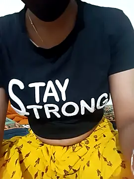 Snapshot of Ammualagitamil chatting on 01.08.25 Ammualagitamil online show from 01.08.25