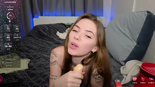 Snapshot of Vetalife chatting on 12.04.24 Vetalife online show from 12.04.24