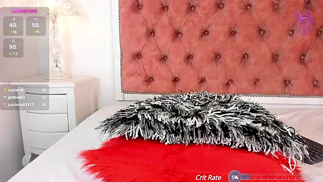 Snapshot of amberlitle chatting on 02.25.25 amberlitle online show from 02.25.25