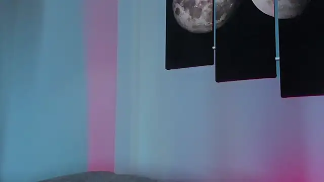 Snapshot of maddy_walker chatting on 12.14.24 maddy walker online show from 12.14.24