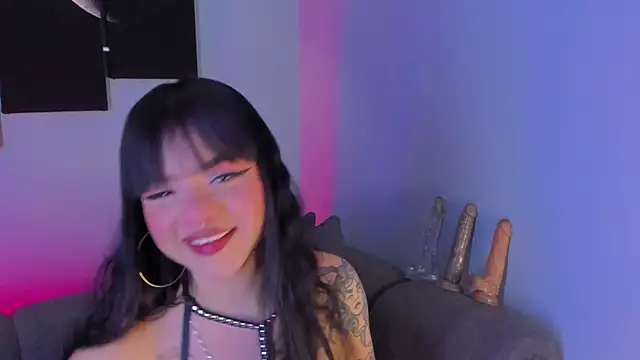 Snapshot of maddy_walker chatting on 12.26.24 maddy walker online show from 12.26.24