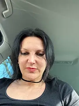Snapshot of -OLYA- chatting on 02.21.25 -OLYA- online show from 02.21.25
