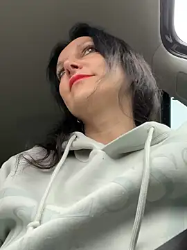 Snapshot of -OLYA- chatting on 02.24.25 -OLYA- online show from 02.24.25