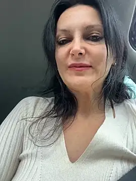 Snapshot of -OLYA- chatting on 02.28.25 -OLYA- online show from 02.28.25