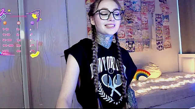 Snapshot of Milky_way_UwU chatting on 09.19.25 Milky way UwU online show from 09.19.25