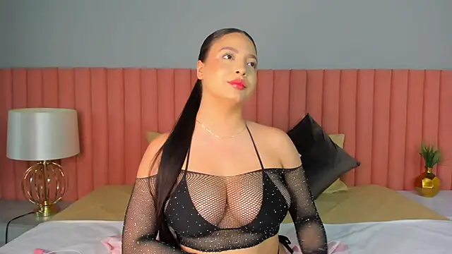 Snapshot of NathRossi chatting on 01.30.25 NathRossi online show from 01.30.25