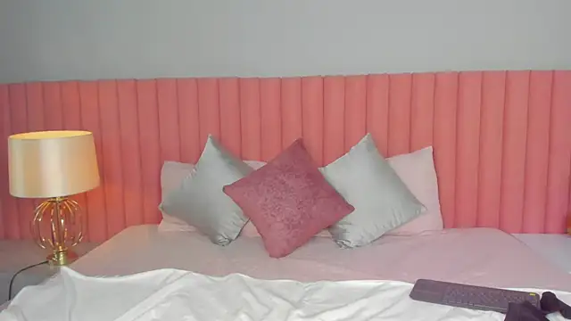 Snapshot of NathRossi chatting on 03.13.25 NathRossi online show from 03.13.25