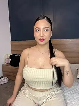 Snapshot of NathRossi chatting on 03.21.25 NathRossi online show from 03.21.25