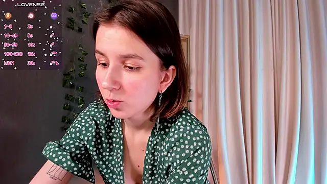 Snapshot of mind_game chatting on 12.27.24 mind game online show from 12.27.24