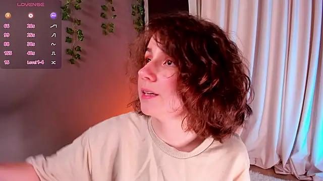 Snapshot of mind_game chatting on 02.01.25 mind game online show from 02.01.25