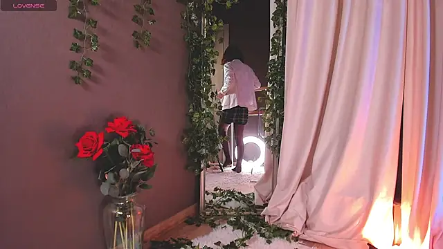 Snapshot of mind_game chatting on 02.21.25 mind game online show from 02.21.25