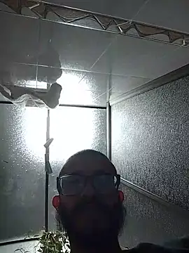 Snapshot of hairyserious chatting on 11.08.25 hairyserious online show from 11.08.25