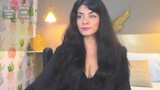 Snapshot of elissa_iris chatting on 01.07.25 elissa iris online show from 01.07.25