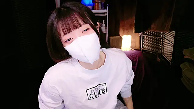 Snapshot of irohani_USA_2 chatting on 12.04.24 irohani USA 2 online show from 12.04.24