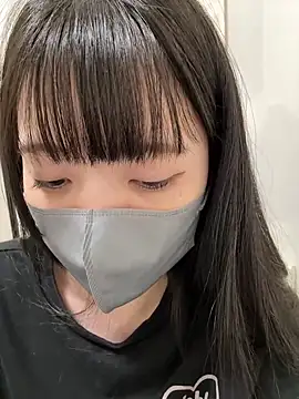 Snapshot of irohani_USA_2 chatting on 11.04.25 irohani USA 2 online show from 11.04.25