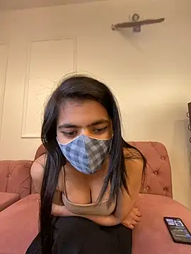 Snapshot of Emmy_kapoor chatting on 12.07.24 Emmy kapoor online show from 12.07.24