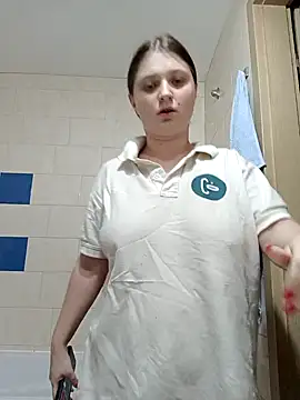 Snapshot of kila_lo chatting on 02.08.25 kila lo online show from 02.08.25