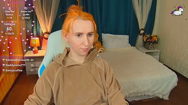 Snapshot of AliceBYKiss chatting on 02.09.25 AliceBYKiss online show from 02.09.25