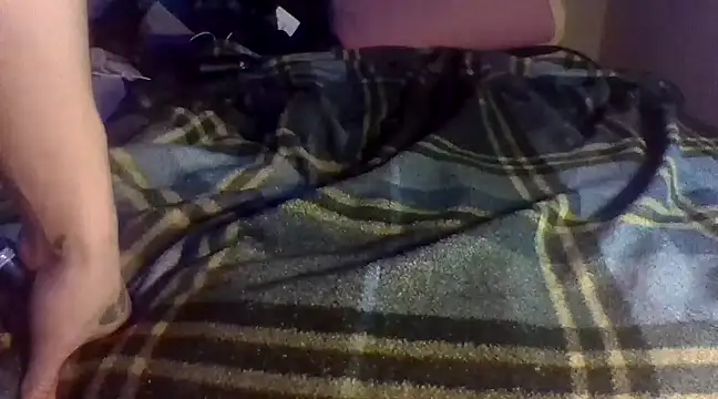 Snapshot of ATwinkie chatting on 02.21.25 ATwinkie online show from 02.21.25