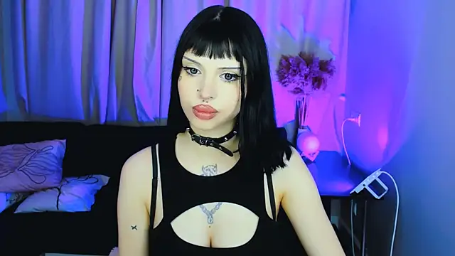Snapshot of Barbara_xKiss chatting on 01.13.25 Barbara xKiss online show from 01.13.25