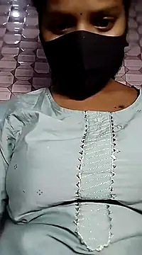 Snapshot of Shivani_Tivari chatting on 12.26.24 Shivani Tivari online show from 12.26.24