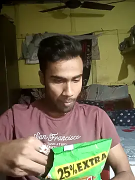 Snapshot of Skinny_Bigass_23 chatting on 03.07.25 Skinny Bigass 23 online show from 03.07.25