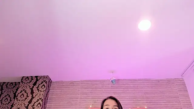 Snapshot of Catalinna_Thompson chatting on 01.28.25 Catalinna Thompson online show from 01.28.25