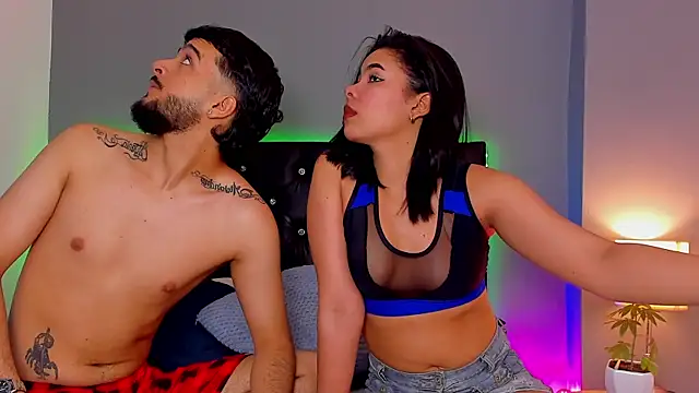 Snapshot of sharon_and_myke chatting on 01.12.25 sharon and myke online show from 01.12.25