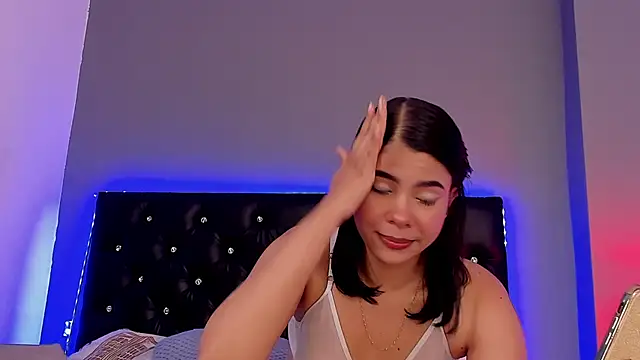 Snapshot of sharon_and_myke chatting on 02.09.25 sharon and myke online show from 02.09.25