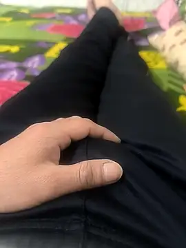 Snapshot of faaseel chatting on 03.05.25 faaseel online show from 03.05.25