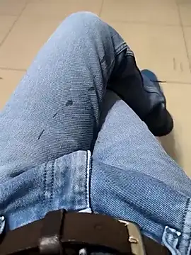 Snapshot of faaseel chatting on 03.09.25 faaseel online show from 03.09.25