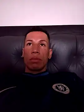 Snapshot of FlacoDani chatting on 10.17.25 FlacoDani online show from 10.17.25