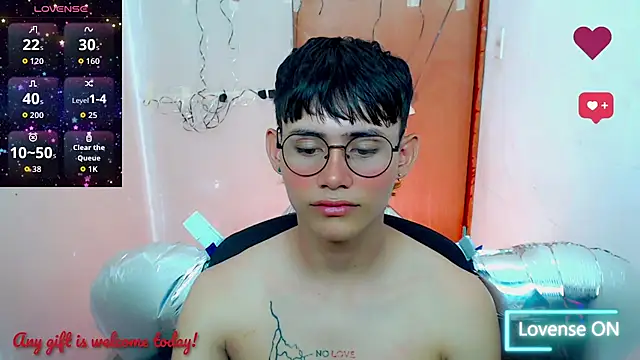 tanjiro cute online show from 10.19.25