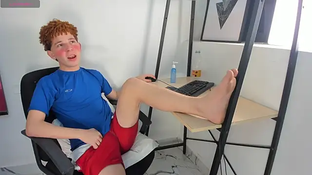 Snapshot of _Brihan chatting on 12.29.24  Brihan online show from 12.29.24