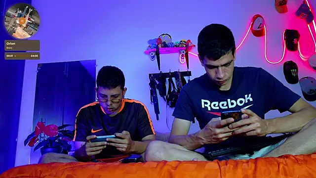 Snapshot of Nymphobuddies chatting on 12.29.24 Nymphobuddies online show from 12.29.24